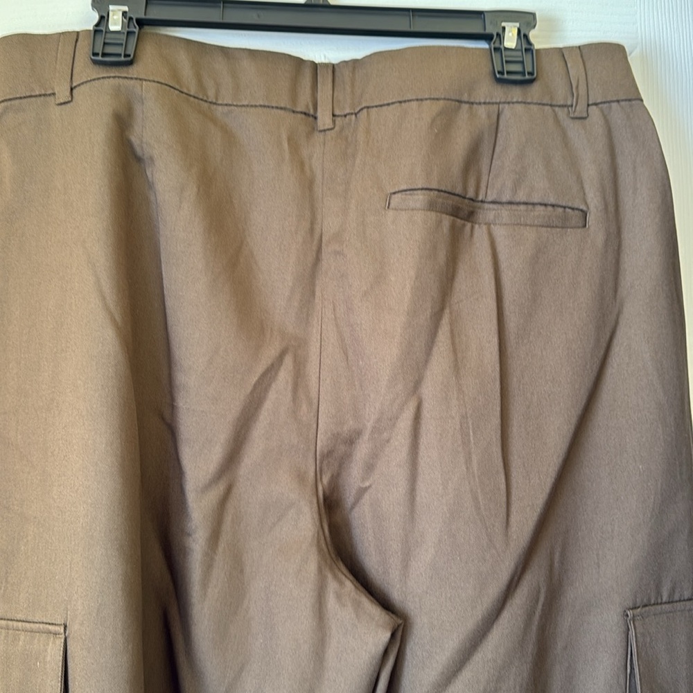 Women’s Extra High Rise Trouser - Picture 4 of 7